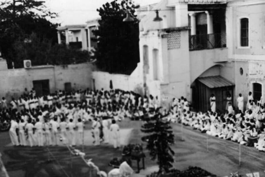 Christmas In the Ashram